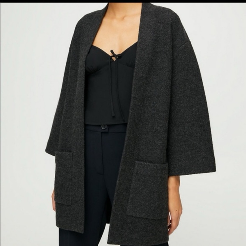 Wilfred Aritzia 100% merino wool cardigan size‎ small